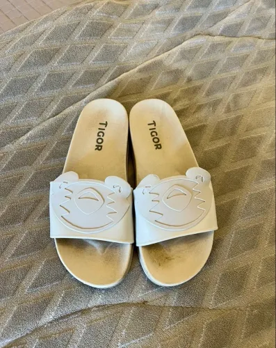 chinelo slide infantil Tigor T Tigre