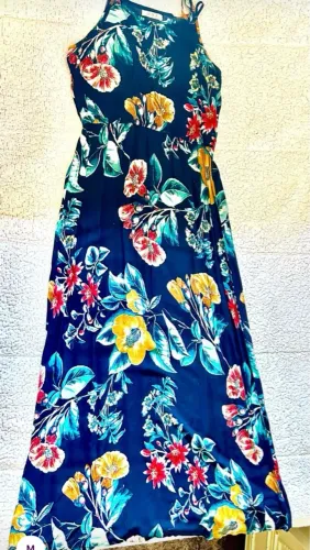 Vestido longo floral azul