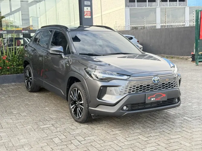 TOYOTA COROLLA CROSS XRX HYBRID 2025