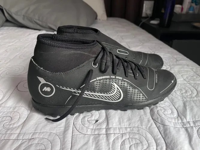 chuteira Nike Mercurial Superfly 8 Club FG/MG Society