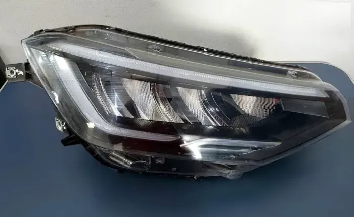 Farol vw Nivus lado direito 