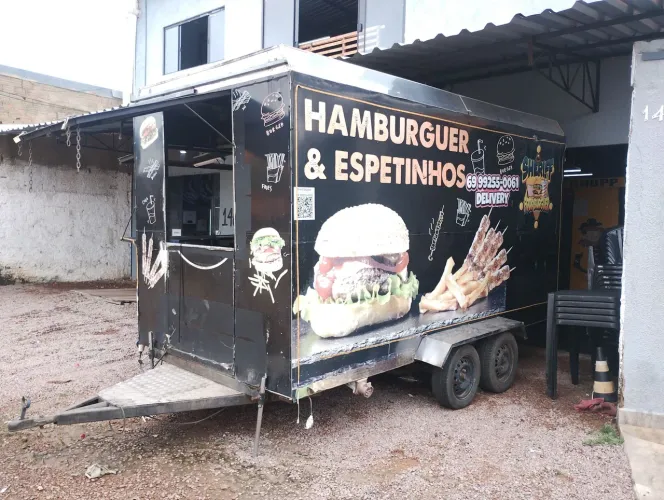 TRAILER MUITO GRANDE