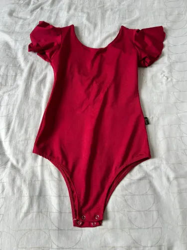 Body vermelho