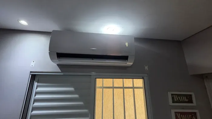Instalação de ar-condicionado split