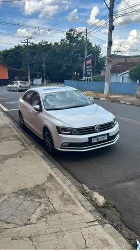 Volkswagen Jetta Highline 2.0 TSI 16V 4P Tiptronic 2017