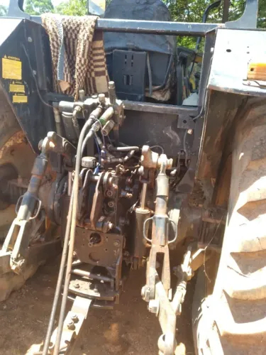TRATOR BM 110