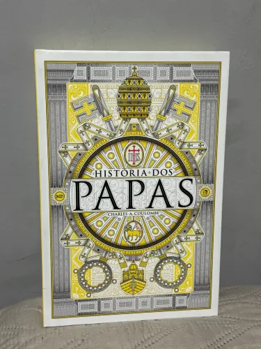 Livro História dos Papas - Charles A Coloumbe.