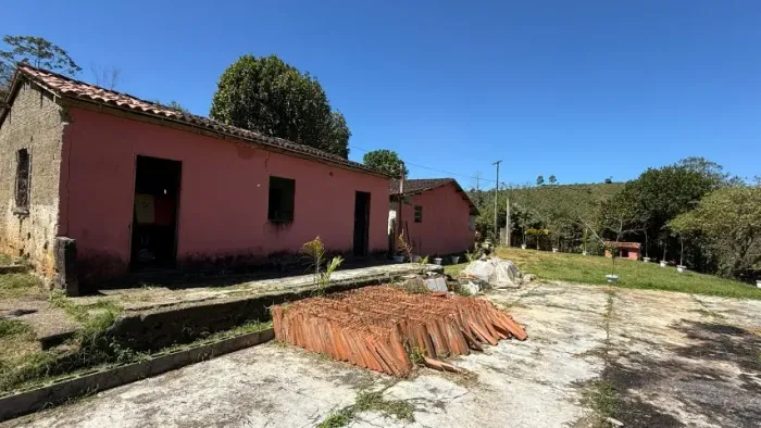 Sítio à Venda com 2,5 hectares - Barra do Choça/BA - 13 km da Cidade
