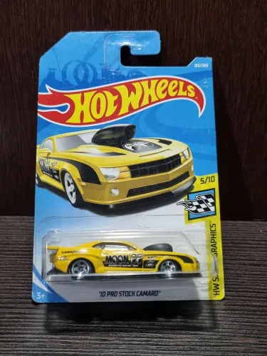 Hot Wheels '10 Pro Stock Camaro - MOONEYES