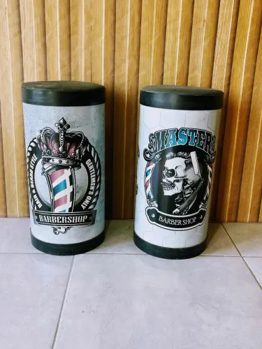 PUFF OU MÓVEL PRA DECORAÇÃO 