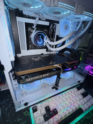 PC GAMER NZXT - I9 12900F - 32 GB RAM - RTX 5080 Zotac Gamming OC GDDR 7 - zero - impecáve