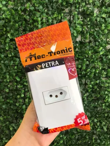Tomada Simples 10A Branco Mec-Tronic (Nova) Matérias Elétricos 