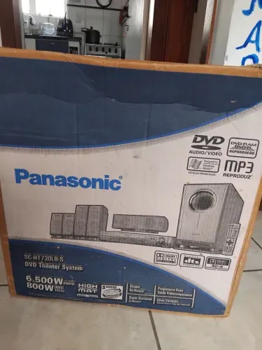 Home Teather Panasonic SCHT720 LBS
