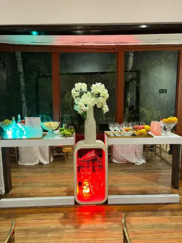 Barman drinks open bar evento