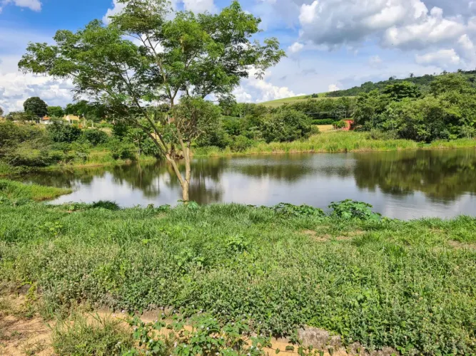 CHÁCARA / TERRENO 1.000m² - CONDOMÍNIO FECHADO - ACEITO CARRO OU MOTO