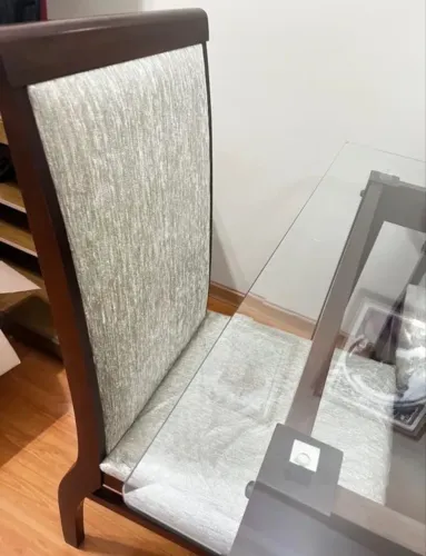 Mesa em mdf com tampo de vidro