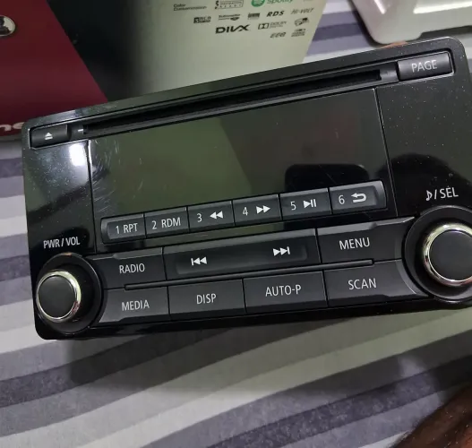 Som Original de Carro Mitsubishi - CD Player - Ótimo Estado<br>