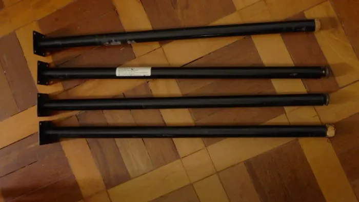 Pés para Móveis com 70cm de altura. Conjunto