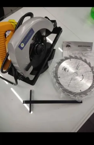 Serra circular 1200w 110v Nova + Disco 