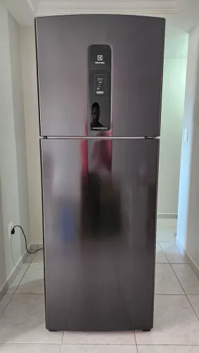 Vendo Geladeira Electrolux 480L