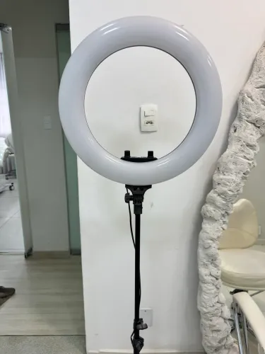 Ring light