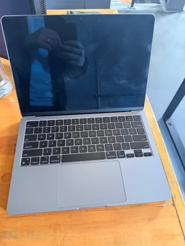 MacBook Air M2 256gb Apple