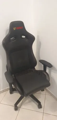 Cadeira GT gamer muito nova