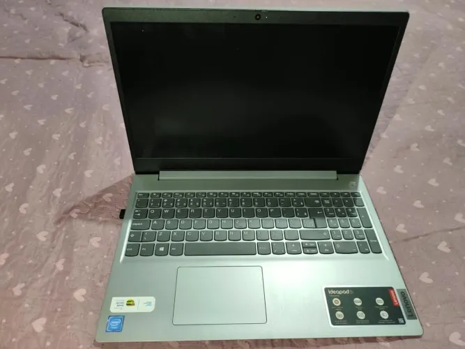 Vende-se notebook 