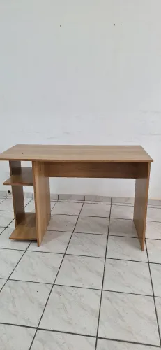 Mesa escrivaninha.