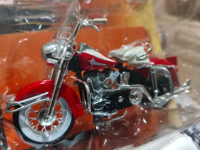 MINIATURA MOTO HARLEY DAVIDSON/1962/FLH/DUO GLIDE/R$ 125,00 REAIS/LACRADA NA EMBALAGEM !!!