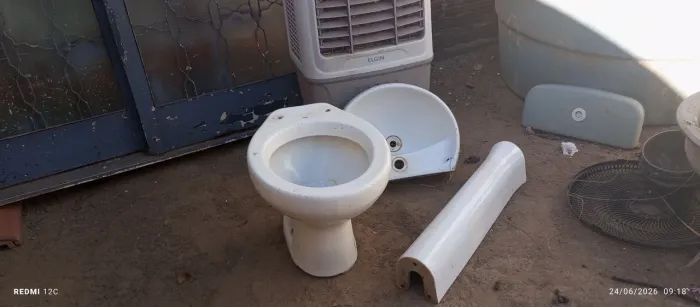 piá com a coluna más vasso sanitário 