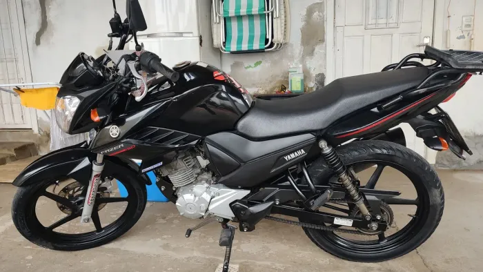 Moto Yamaha Fazer 150c