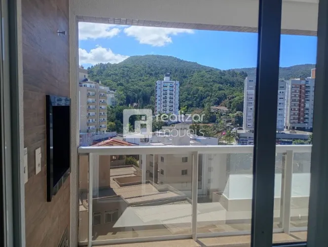 Apartamento 2 quartos no bairro Itacorubi Florianópolis
