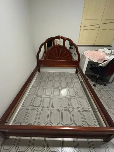 Cama de casal Itatiaia com espelho 