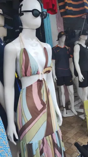 Vestido belíssimo magra