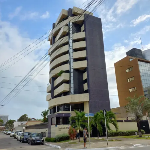 Quarto/Sala, mobiliado com vista permanente para mar de Jatiúca - Maceió - AL