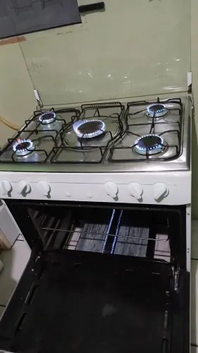 Vendo esse fogão não é eletrico