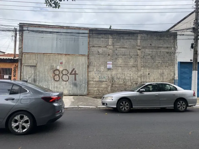 Casa com 1 Quarto(s) e 1 banheiro(s) para Alugar, 263 m² por R$ 7500 / Mês
