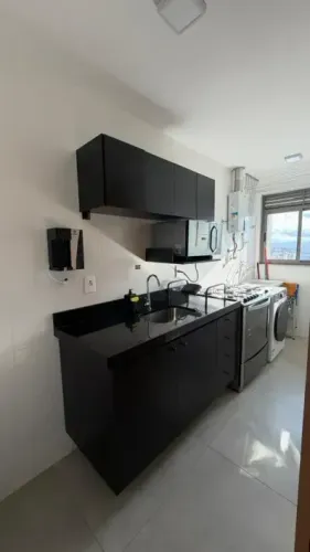 Apartamento Studio Porteira fechada em Itapuã. %