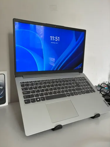 Notebook Lenovo Ideapad Ryzen 5 7520u
