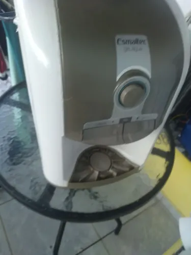 Gelagua de de mesa