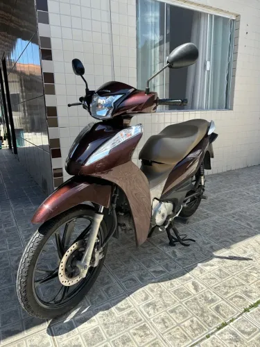 VENDO HONDA BIZ 125 - Marrom| ?R$ 14.800,00
