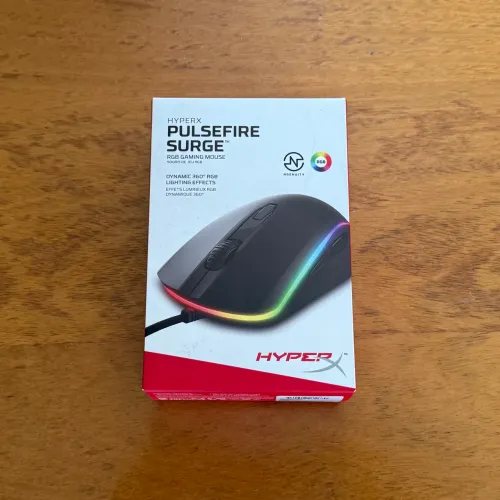 Mouse Gamer HyperX Pulsefire Surge RGB - 16000 DPI Sensor Pixart 3389