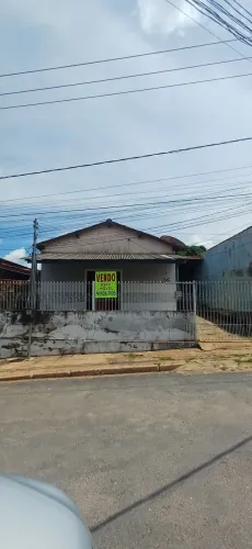 Venda de Imóvel com duas casas