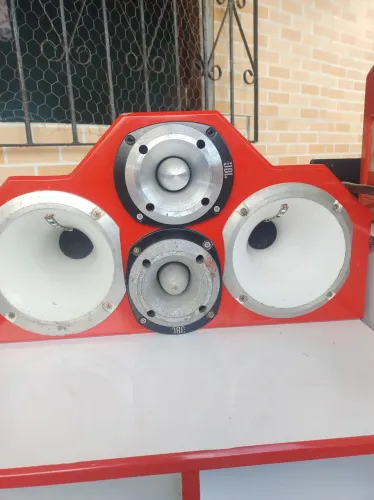 Vende-se twitter JBL, reparo original 