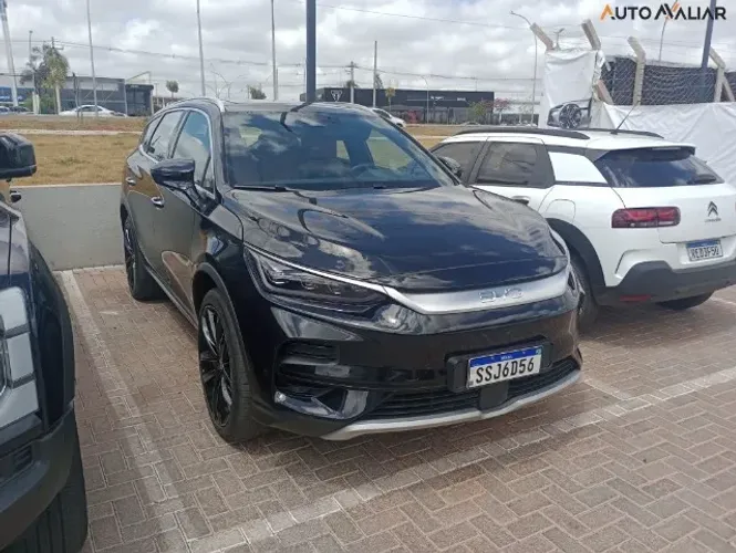 BYD Tan EV 4X4 (elétrico) 2025