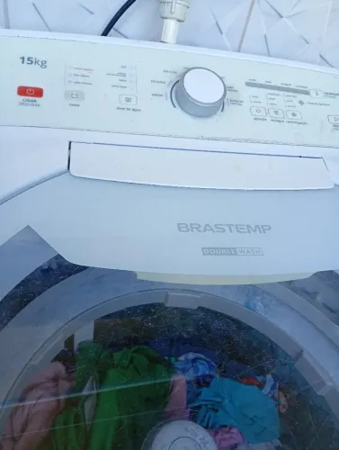 Vendo máquina de lavar roupa Brastemp de 15 kg