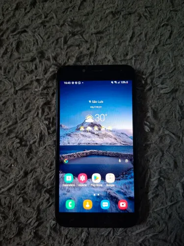 Samsung j4 com fone de ouvido