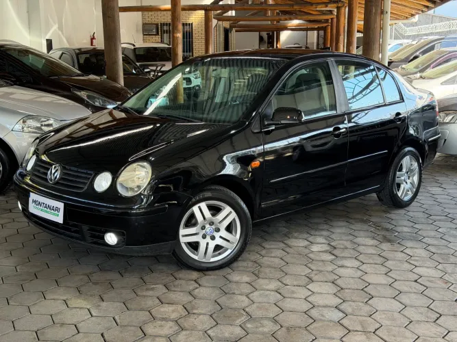 Volkswagen Polo Sedan 1.6 MI 101cv 8V 4P 2004