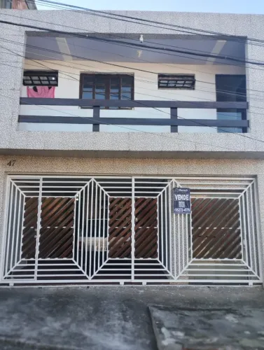 Casa ampla com 3 moradias no mesmo terreno | 350 mil